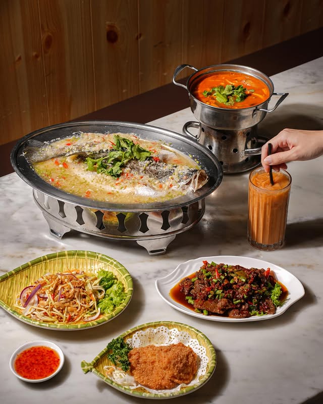 Central Thai Thai Feast Spread